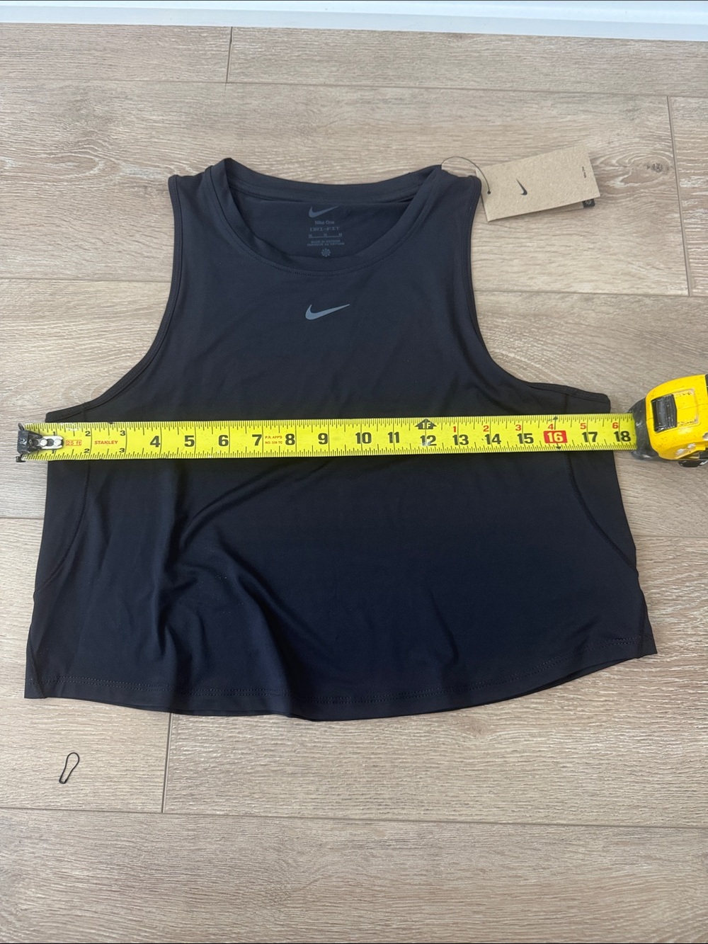 Nike Black Women's Cropped Performance Tank dri-fit - Picture 4 of 11